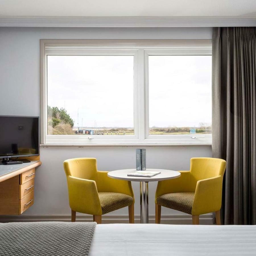 Langstone Quays 4*