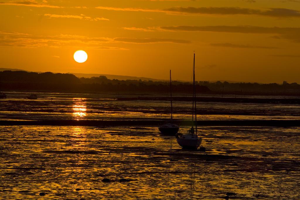 Hotel Langstone Quays Resort, Portsmouth 4*
